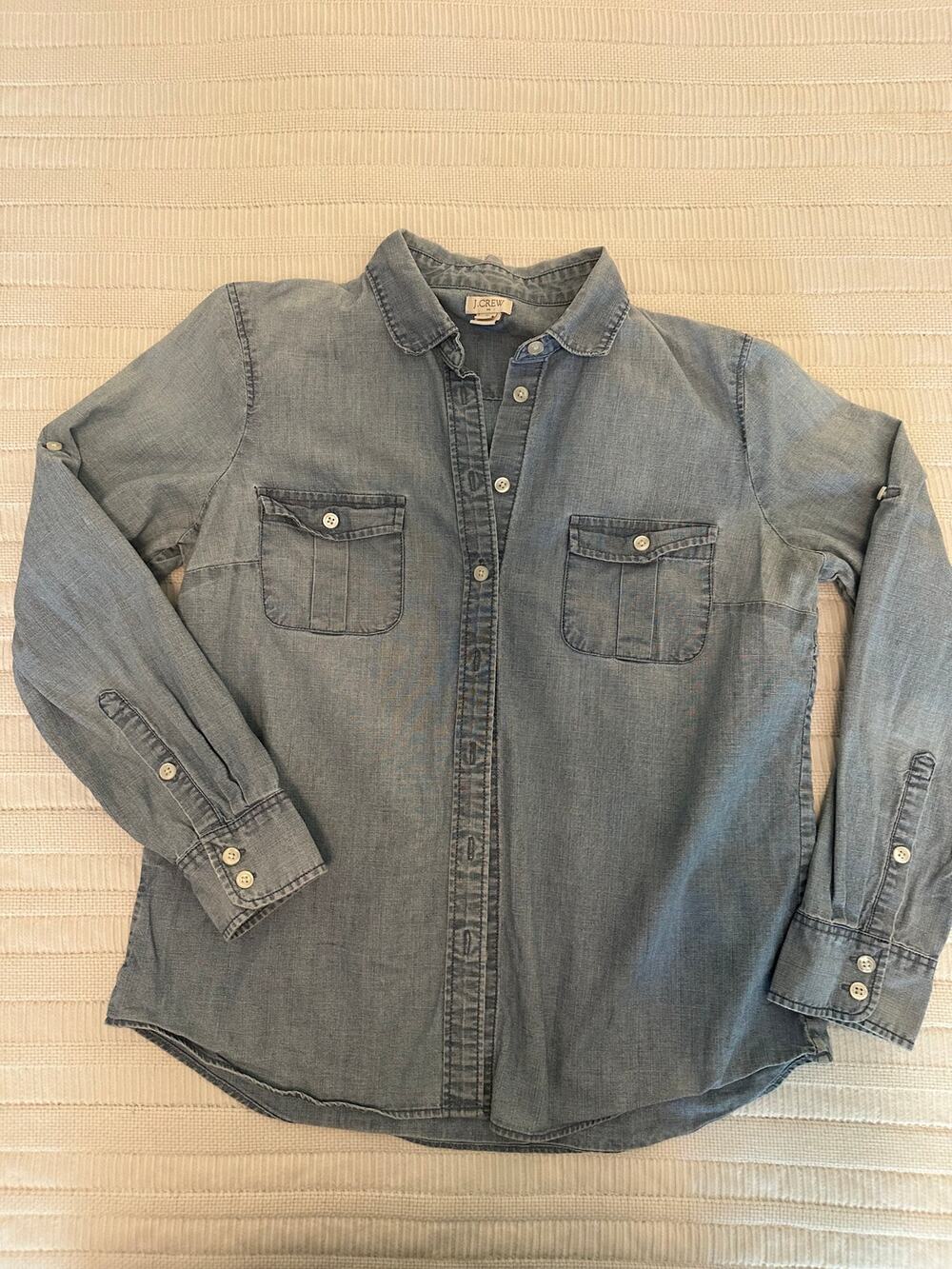 J. Crew M Chambray Button Down